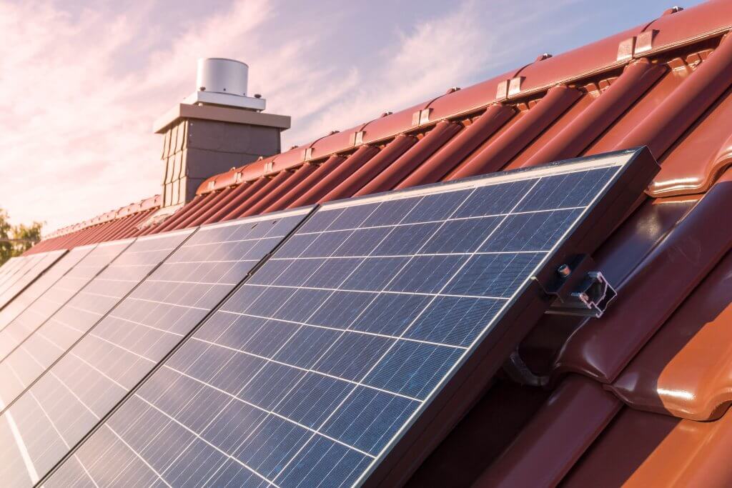 federal-solar-tax-credit-now-30-rl-roofing